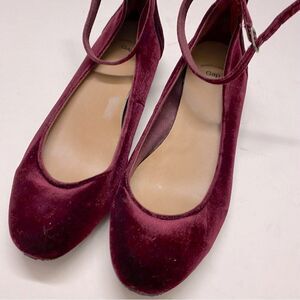 Gap burgundy red velvet flat Mary Jane dress shoes special occasion big girls  4